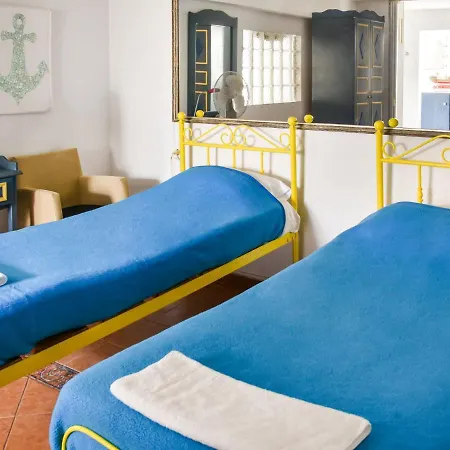 Casa vacanze Scenic Holiday In Syros With Balcony Azolimnos